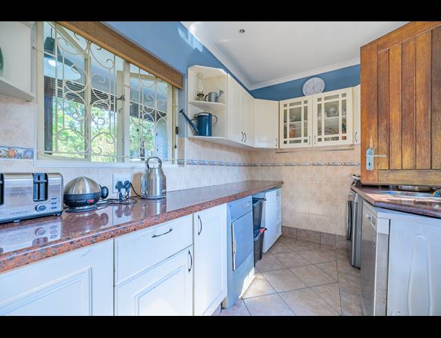 4 BEDROOM FREEHOLD FOR SALE IN WESTVILLE